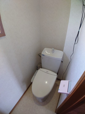 トイレ　2階トイレ