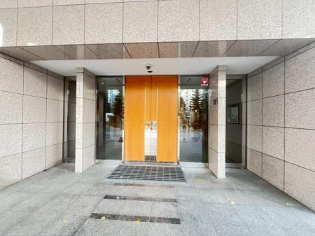 �G���g�����X�@�I�[�g���b�N�����j�^�[�Ή��ł��q�l�̂��邲�ƒ�����S�B���S���̍����G���g�����X�ł��B