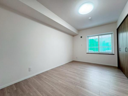 �m���@�m����7.3��