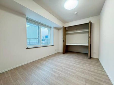 �m���@�m����5.7��