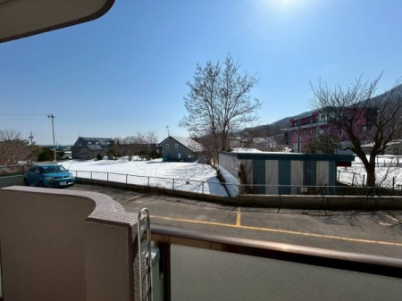 �Z�˂���̒��]�ʐ^�@-