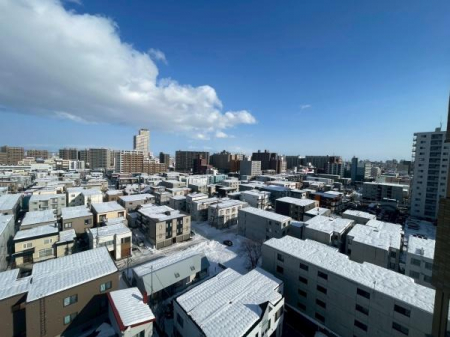 �Z�˂���̒��]�ʐ^�@-