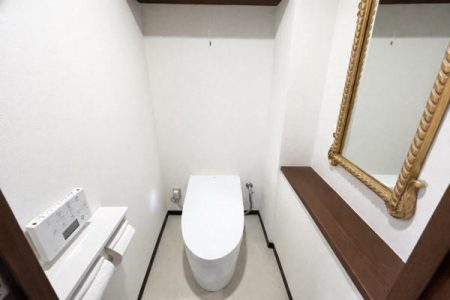 �g�C���@2021�N�Ɍ������ꂽ�g�C���B������������V���v���Ŏg���₷���g�C���ł��B�ǎ��E�N�b�V�����t���A���\�֍ςł��B