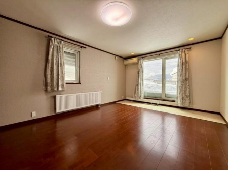 ���r���O�@-