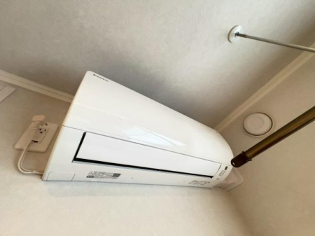 ���̑����ρ@���r���O�����łȂ��Q���ɂ��G�A�R�������邱�ƂŁA�Ă̔M�і���~�̌������₦���݂��֌W����܂���B�G�߂��킸�A�{�^����ŗ��z�̃v���C�x�[�g��ԂցB