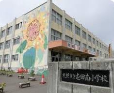 ���ӊ��@-