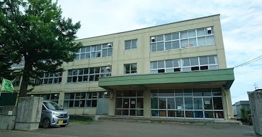 ���ӊ��@-