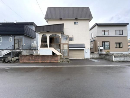 �@���D���ȃn�E�X���[�J�[�Ō��z�\�ł�