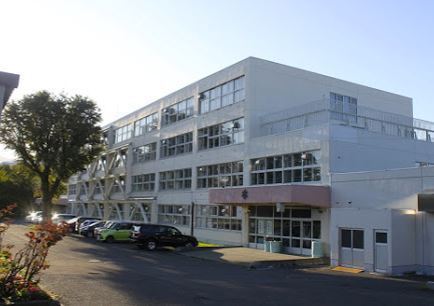 ���ӊ��@-