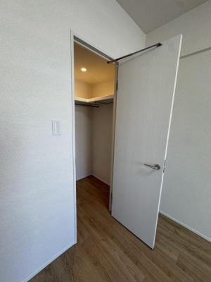 ���[�@�ߗނ͂������A�����΂�L�����[�P�[�X�Ȃǂ��������肵�܂���E�H�[�N�C���N���[�[�b�g������Ă��܂��B