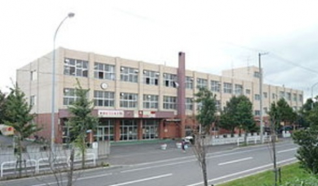 ���ӊ��@-