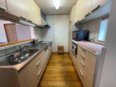 �L�b�`���@�����ʐ^���摜���H���A�Ƌ�E�ƍ��������������C���[�W�ł��B���ۂ̎����E�����Ƃ͈قȂ�܂��B