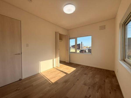 �m���@-